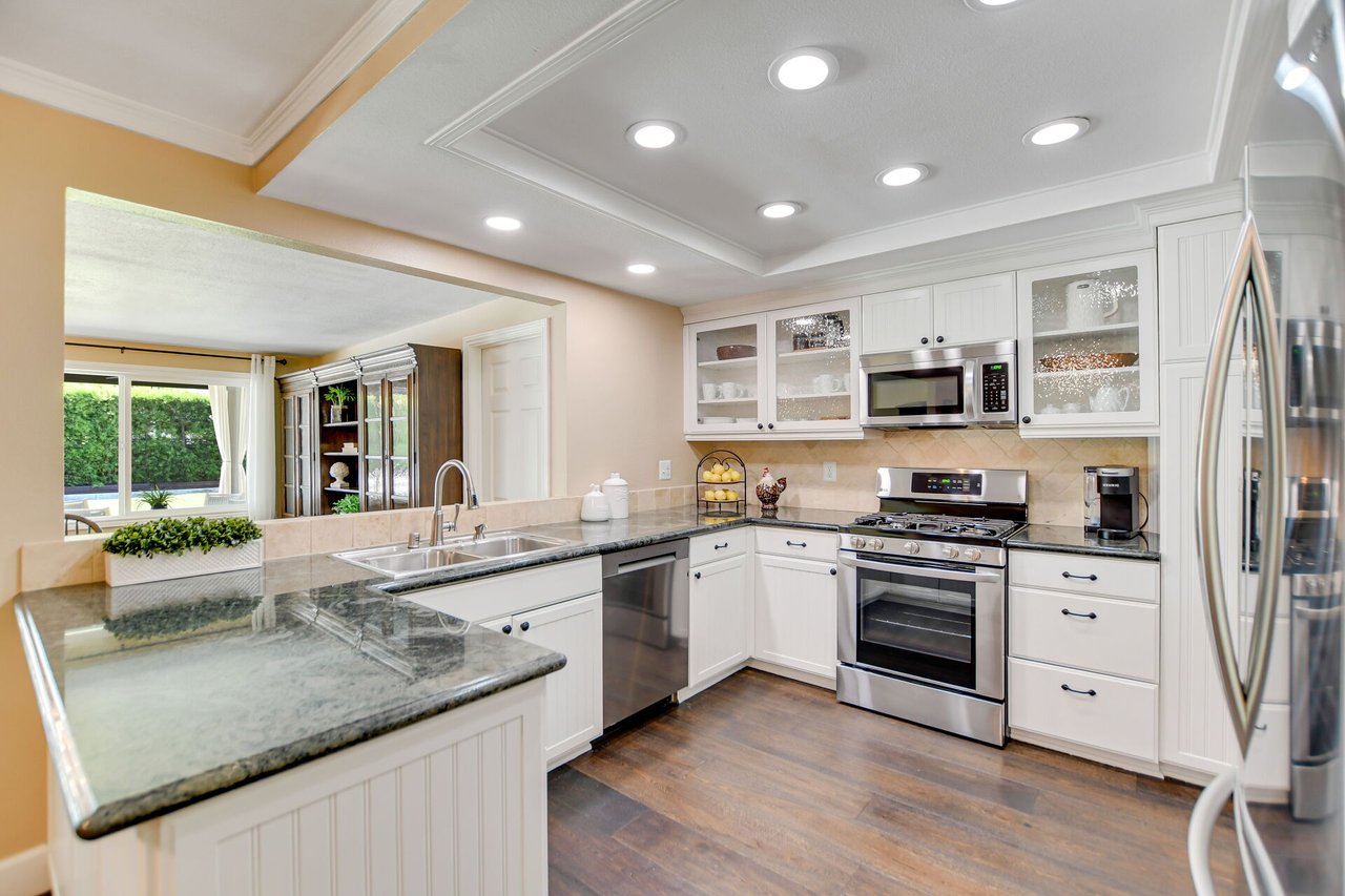 1298 Oak Ridge Drive
