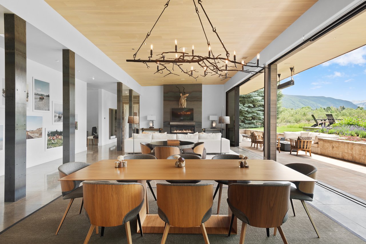 77 Overlook Drive