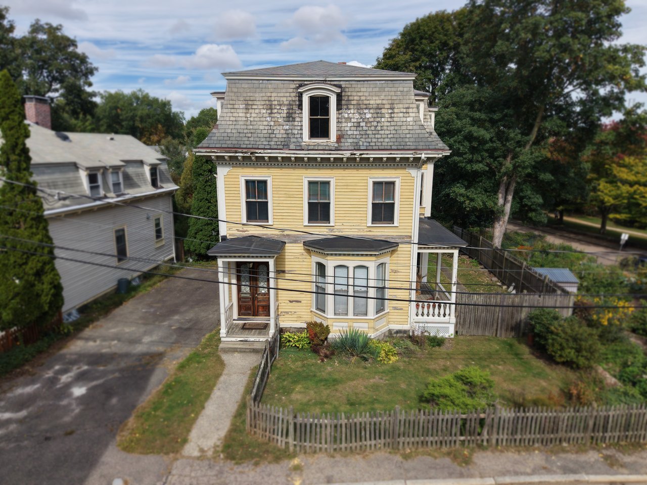 6 Oakdale Street