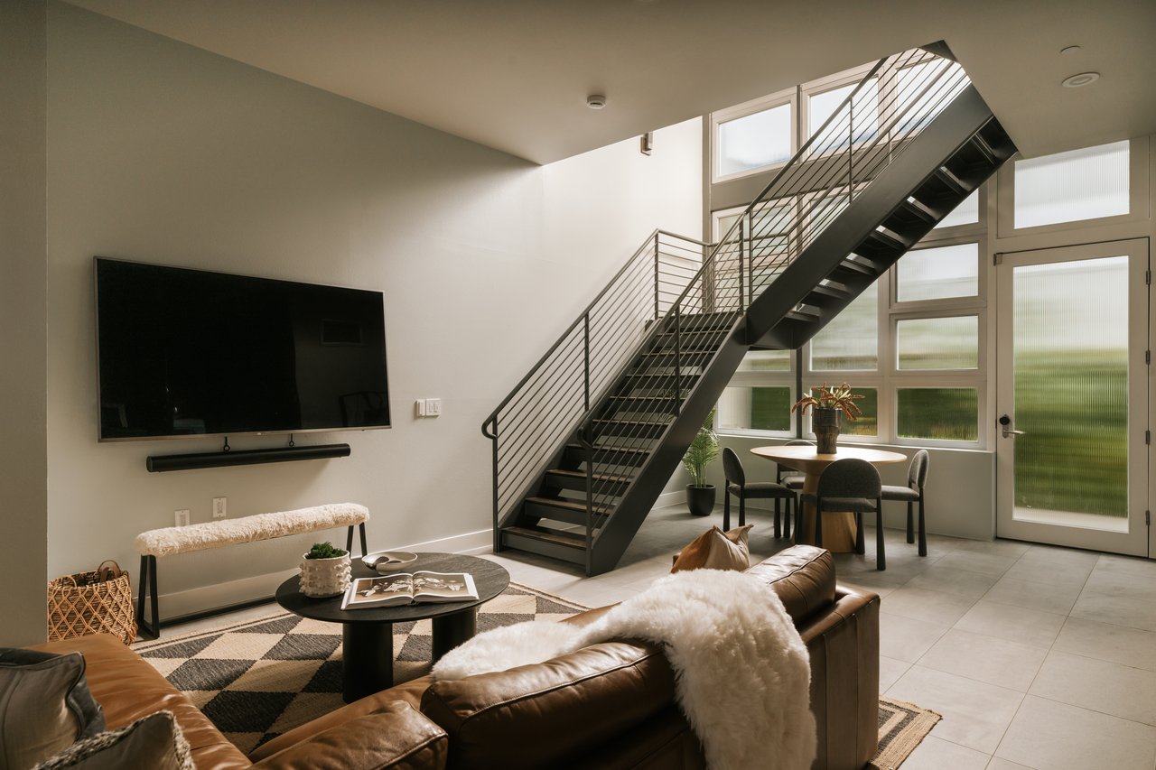 1524 11th St Unit: E
