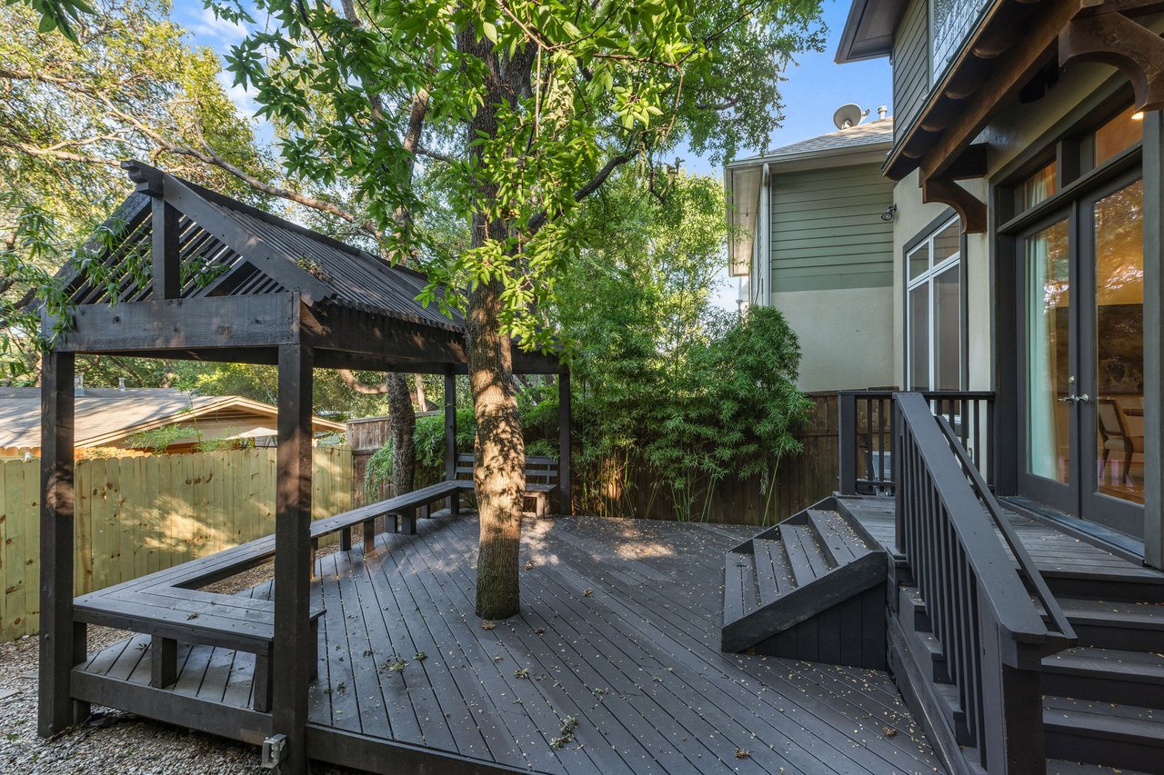 Charming Deep Eddy Retreat in the Heart of Central Austin