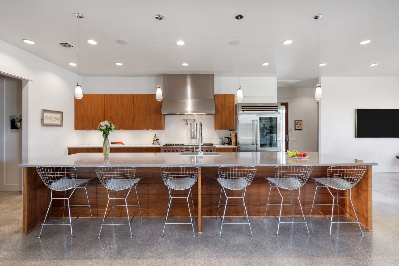4813 Twin Acres Road