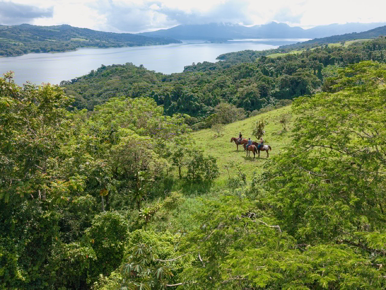 Rio Chiquito Ranch & Villas | 143-Hectare Ranch Estate with Villas, Forest & Full Infrastructure in Tilarán, Costa Rica