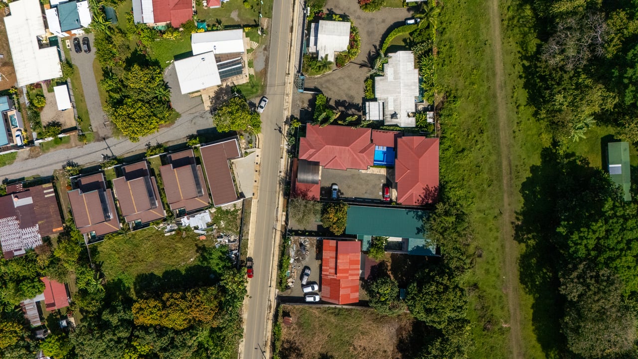 Apartments within Walking Distance to the Beach In Uvita – 0.21 Acres