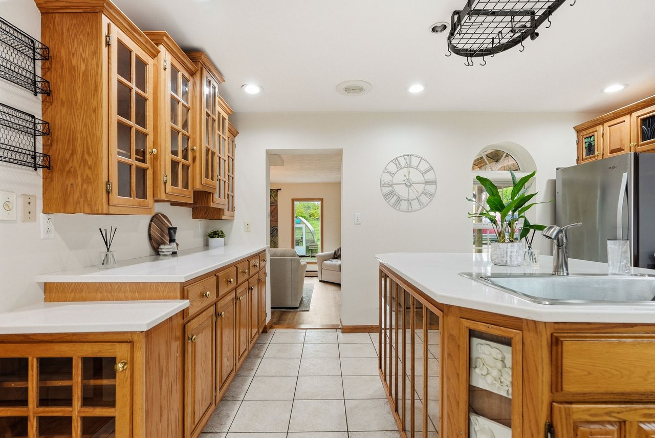 EXCLUSIVE - 232 Whitestown Road