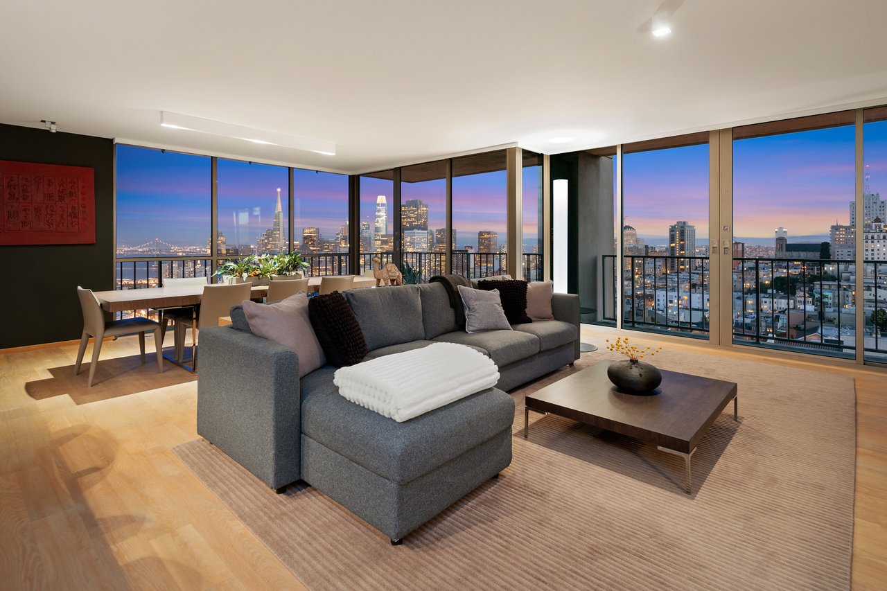 Contemporary Design and Iconic Views at The Summit