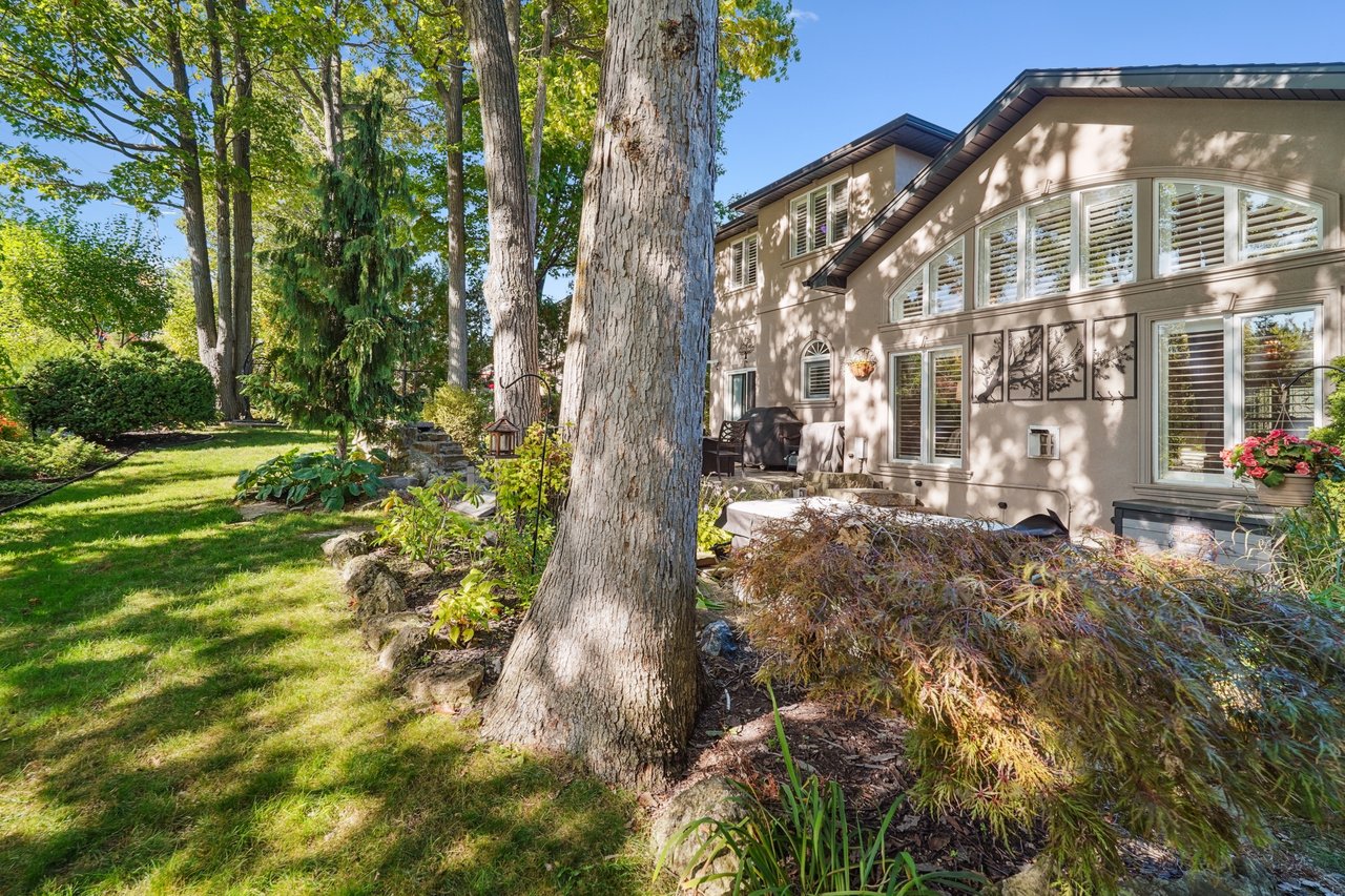 A Lifestyle Retreat in Prestigious Tyandaga Woods