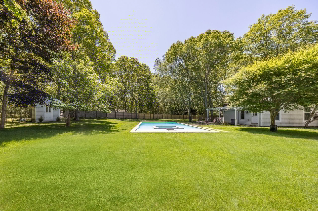 344 Accabonac Road, East Hampton