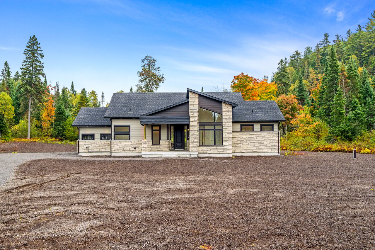 49 - 1053 GREENSVIEW DRIVE