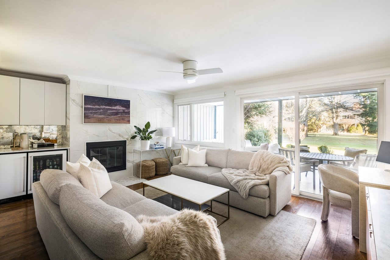 514 Pantigo Road, Unit #11, East Hampton