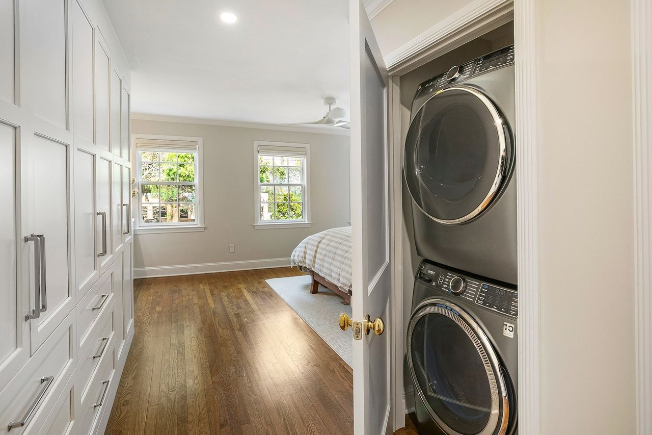 3323 Reservoir Rd NW