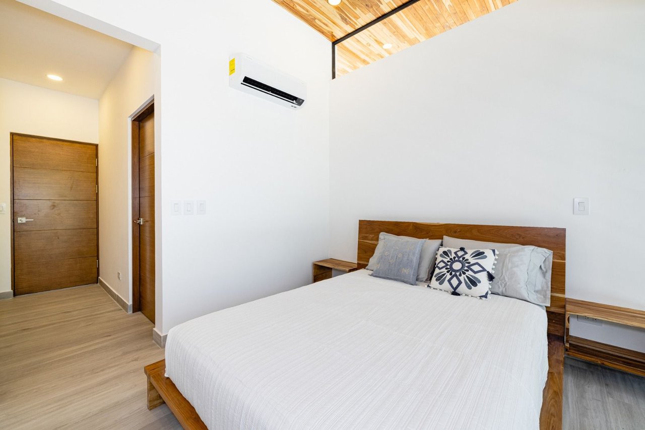 Casa AmberJack | Modern Elegance & Prime Investment in Surfside, Playa Potrero