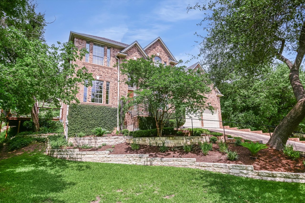 4028 Walnut Clay DR