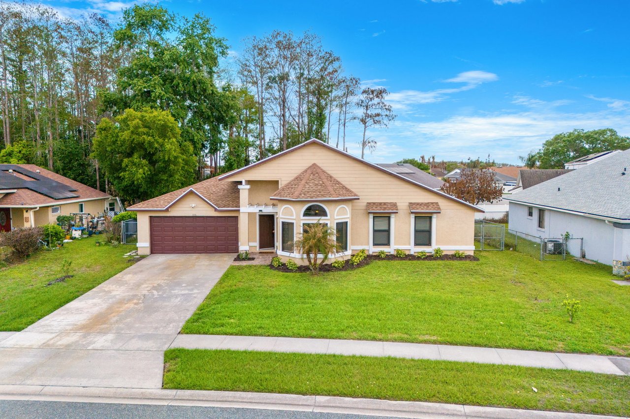 806 VERMONT WOODS LANE