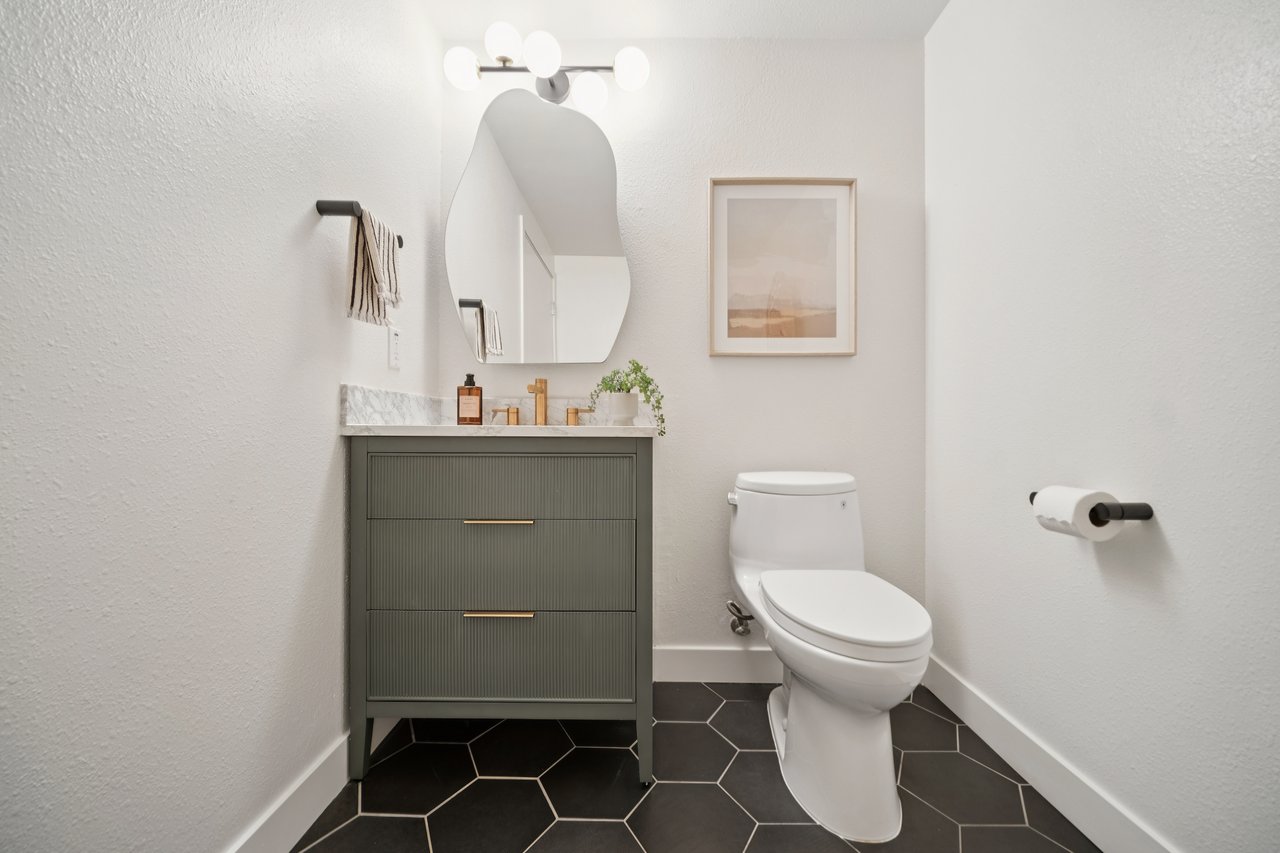 Modern Condo Living - Midtown Lofts 