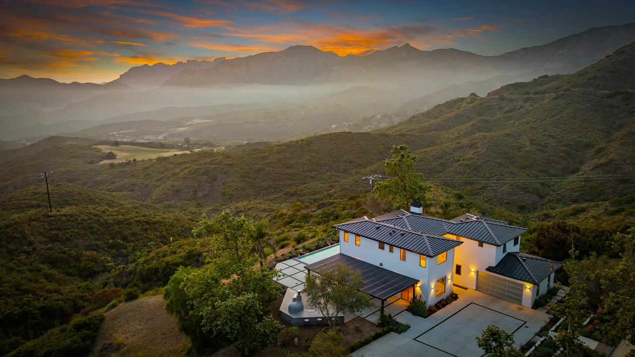 Casa Celeste by Oraklus