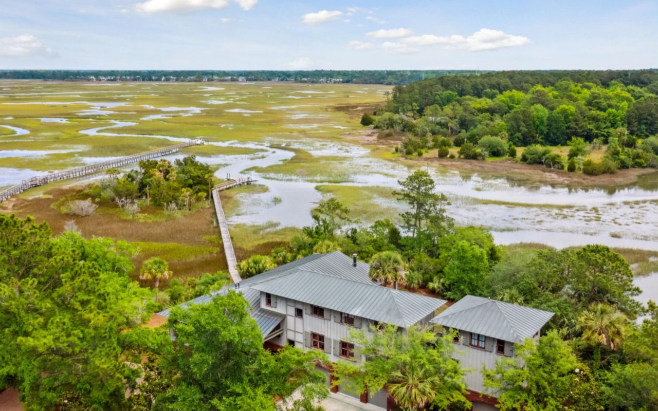 For Sale – Homes with Water Views