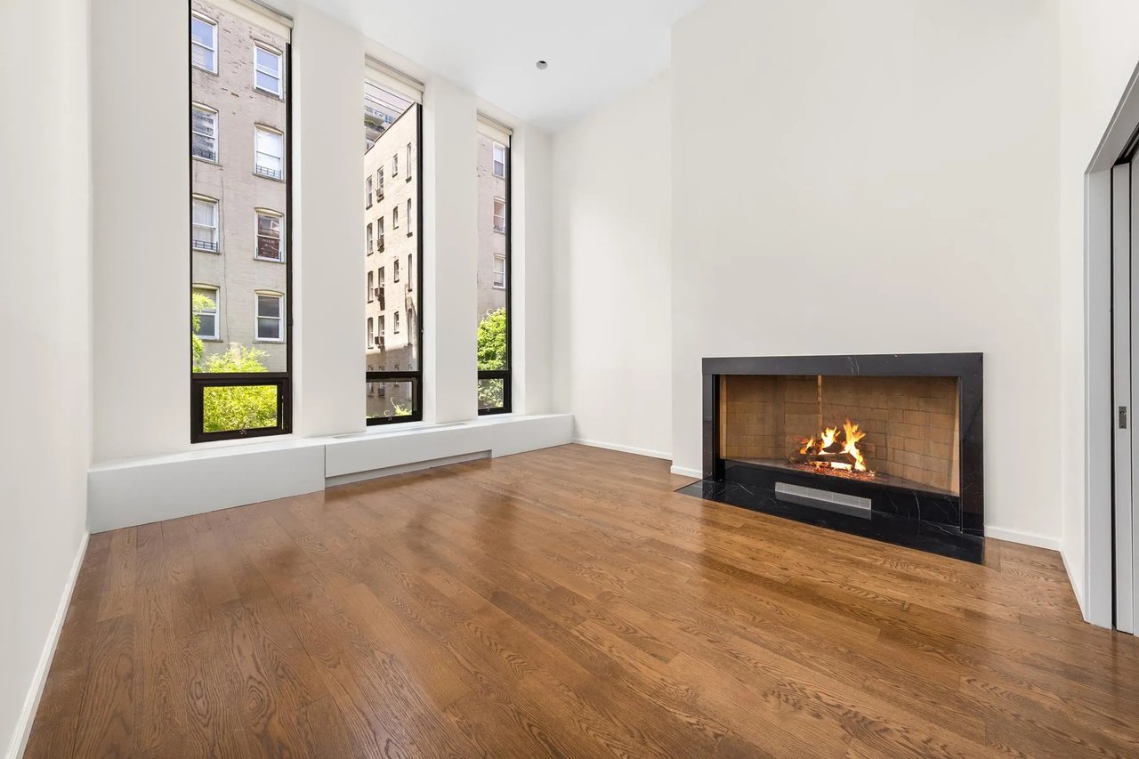 232 E 67th St Maisonette