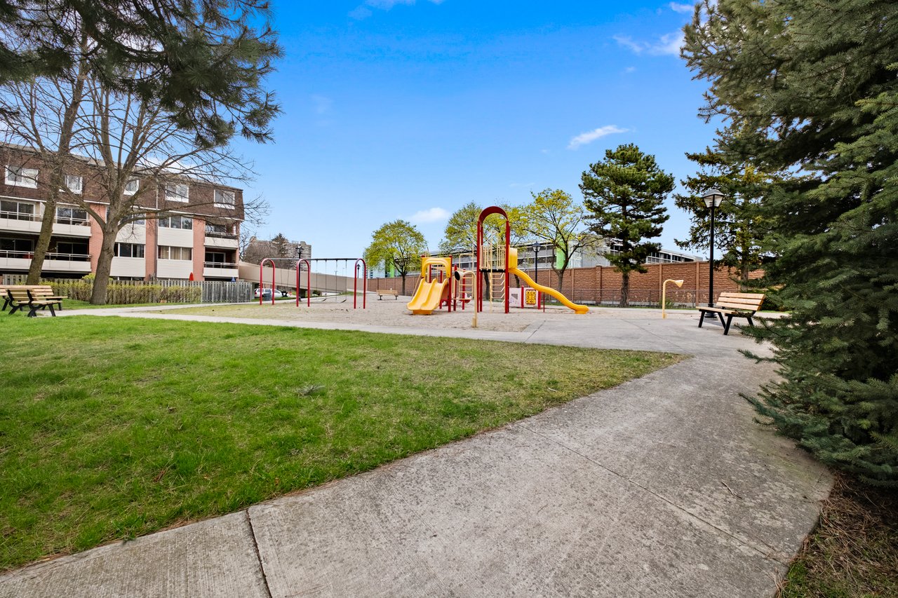 2170 Bromsgrove Rd Townhouse 54