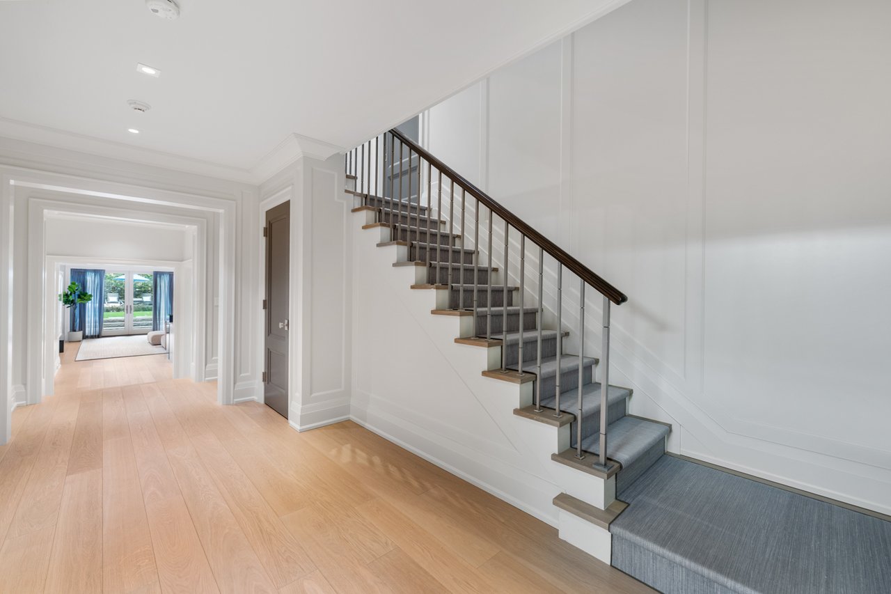 221 Dunvegan Road