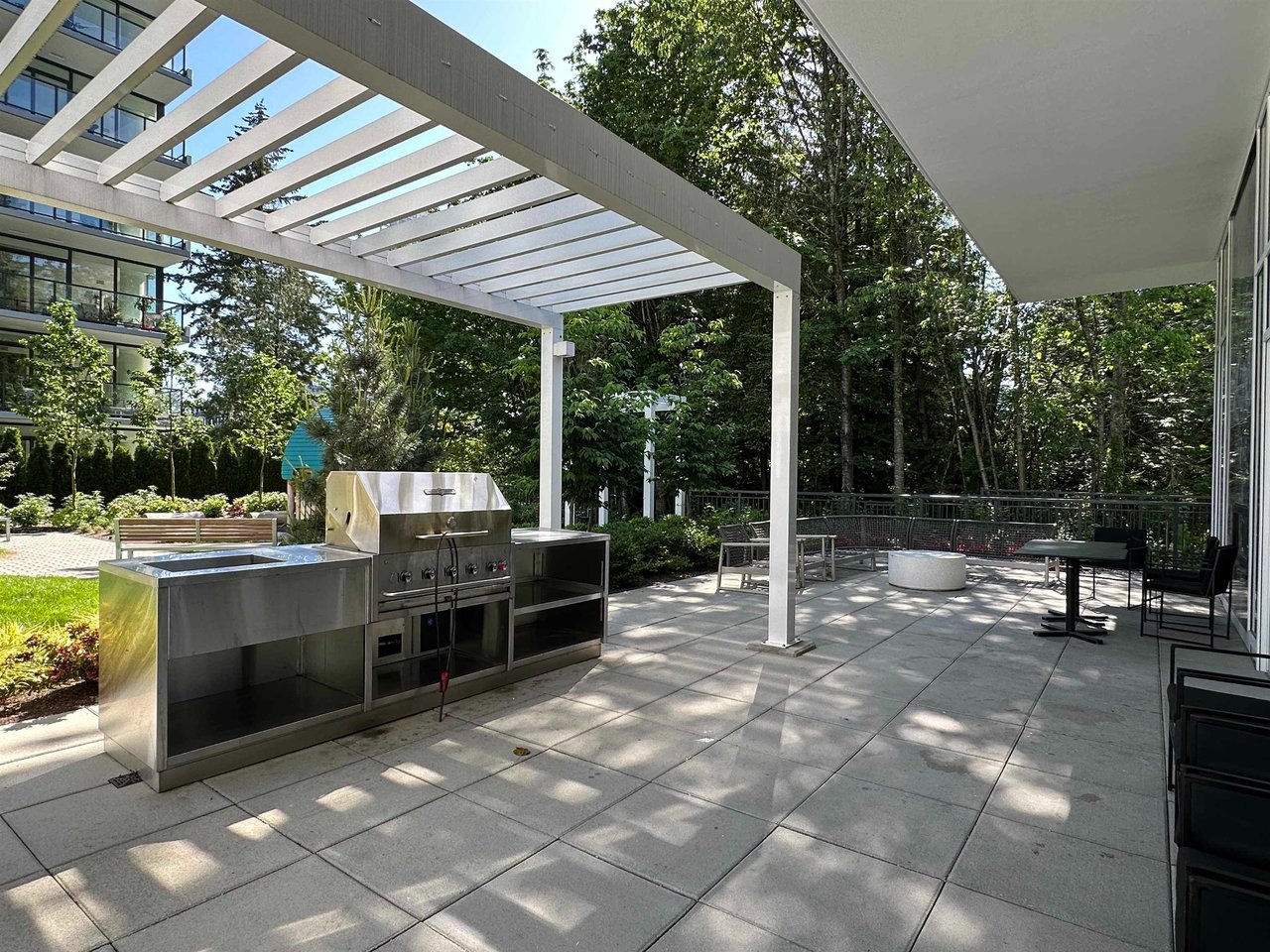 595 Austin Ave, #305