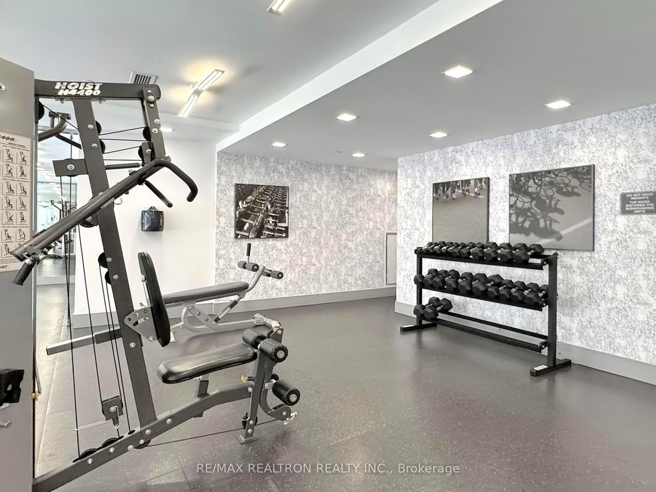 PENTHOUSE ON ENGLINGTON CROSSTOWN LRT