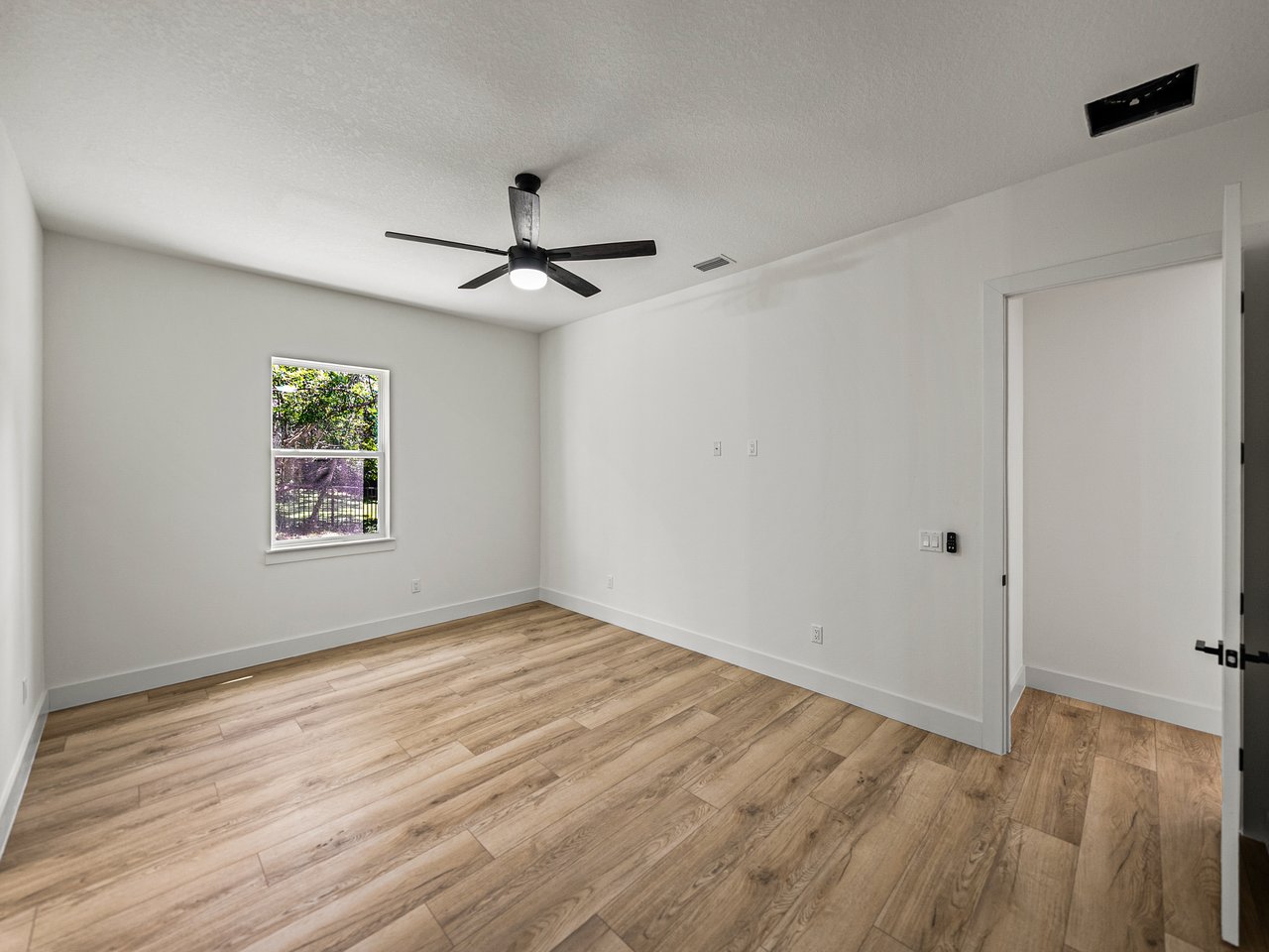 14069 Grandeur Way
