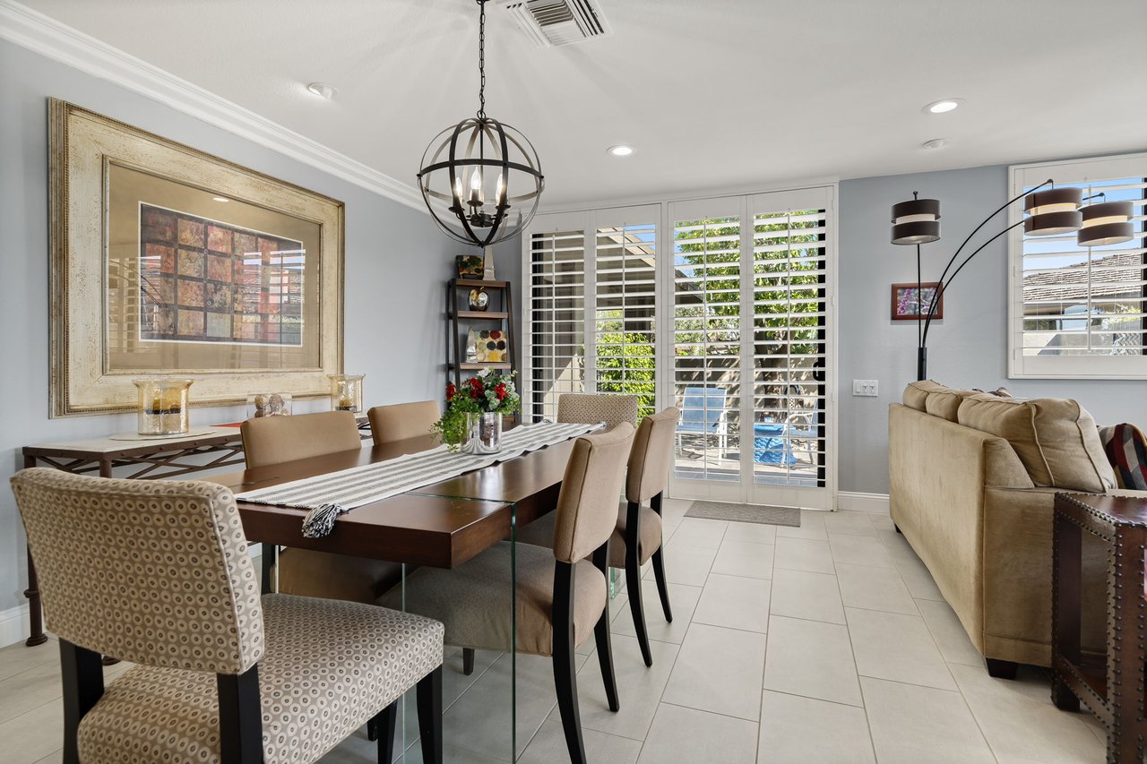5 Seton Court