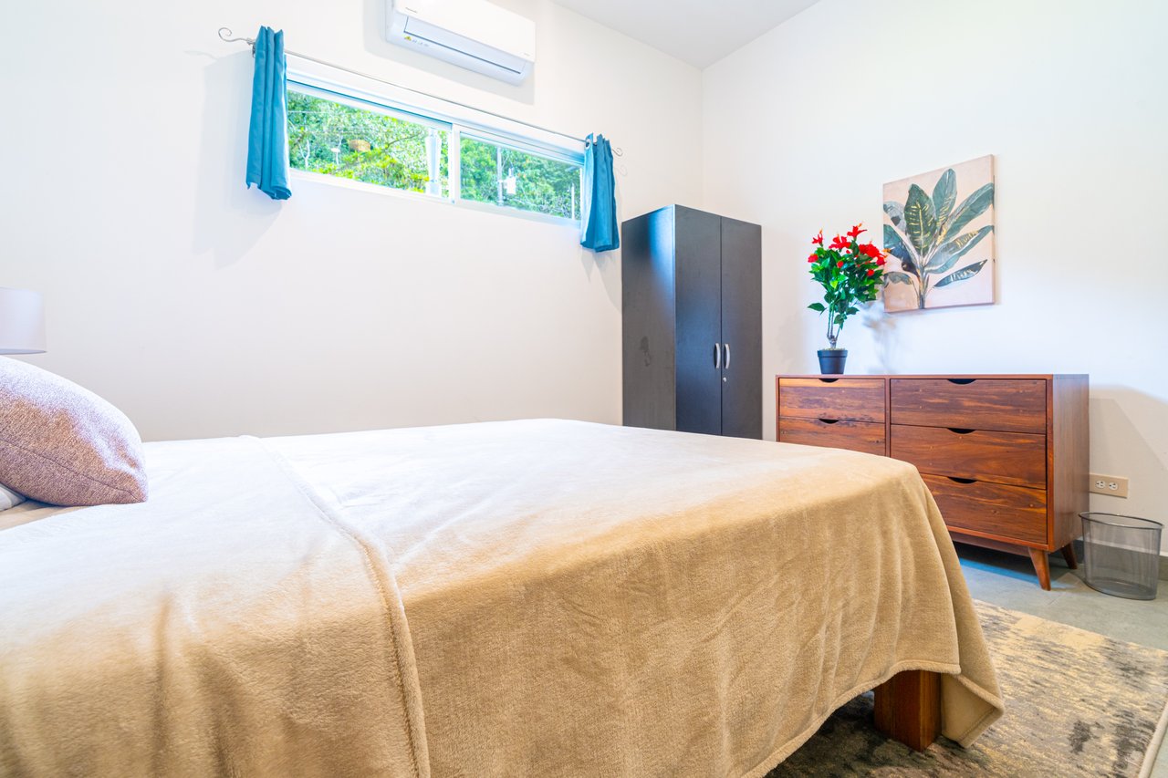 Brand New Home! Nature Lovers Escape by Uvita's Bamboo Forest and Swimming Holes