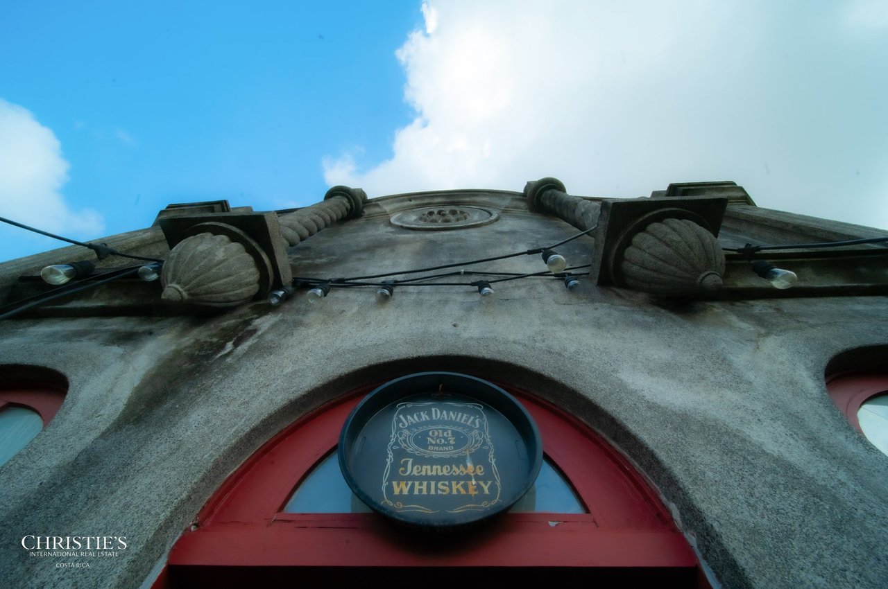 Edificio Jiménez- A Timeless Architectural Gem in Historic San José