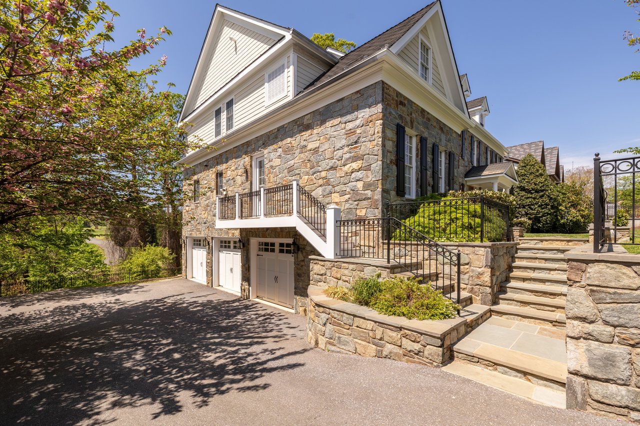 6412 Garnett Drive