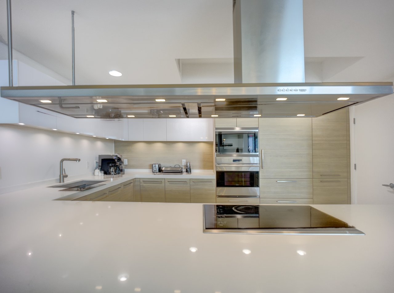 17301 Biscayne Blvd #1203