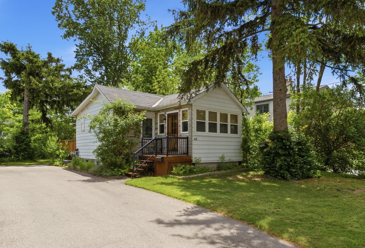 64 Eaglewood Blvd