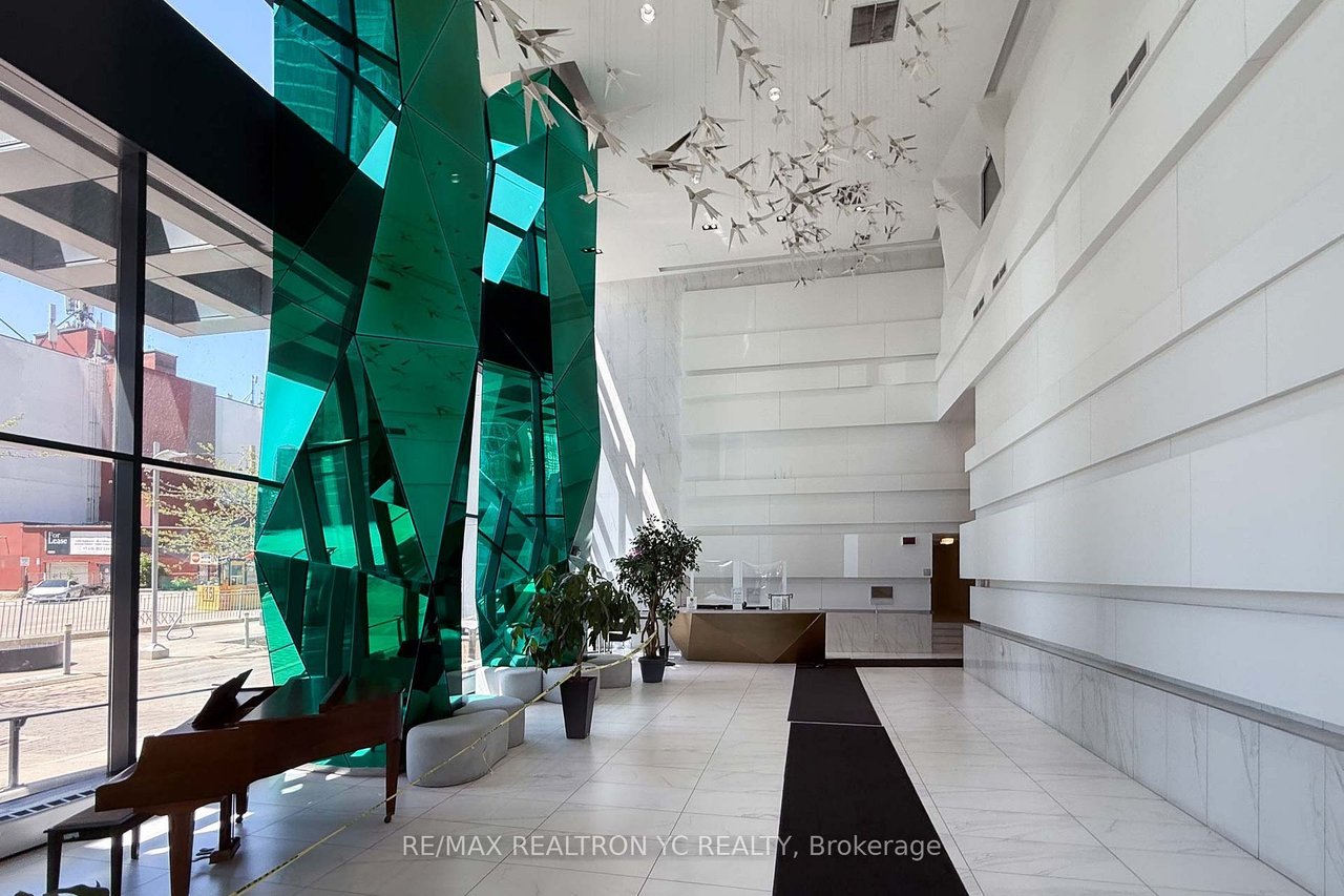 A GEM IN THE HEART OF DOWNTOWN 