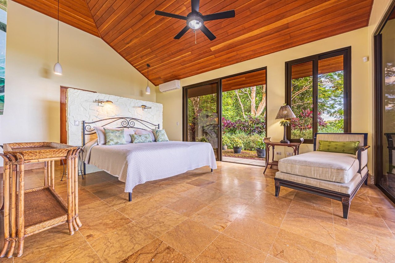 Private Gated Ocean View Estate, Ojochal, Puntarenas