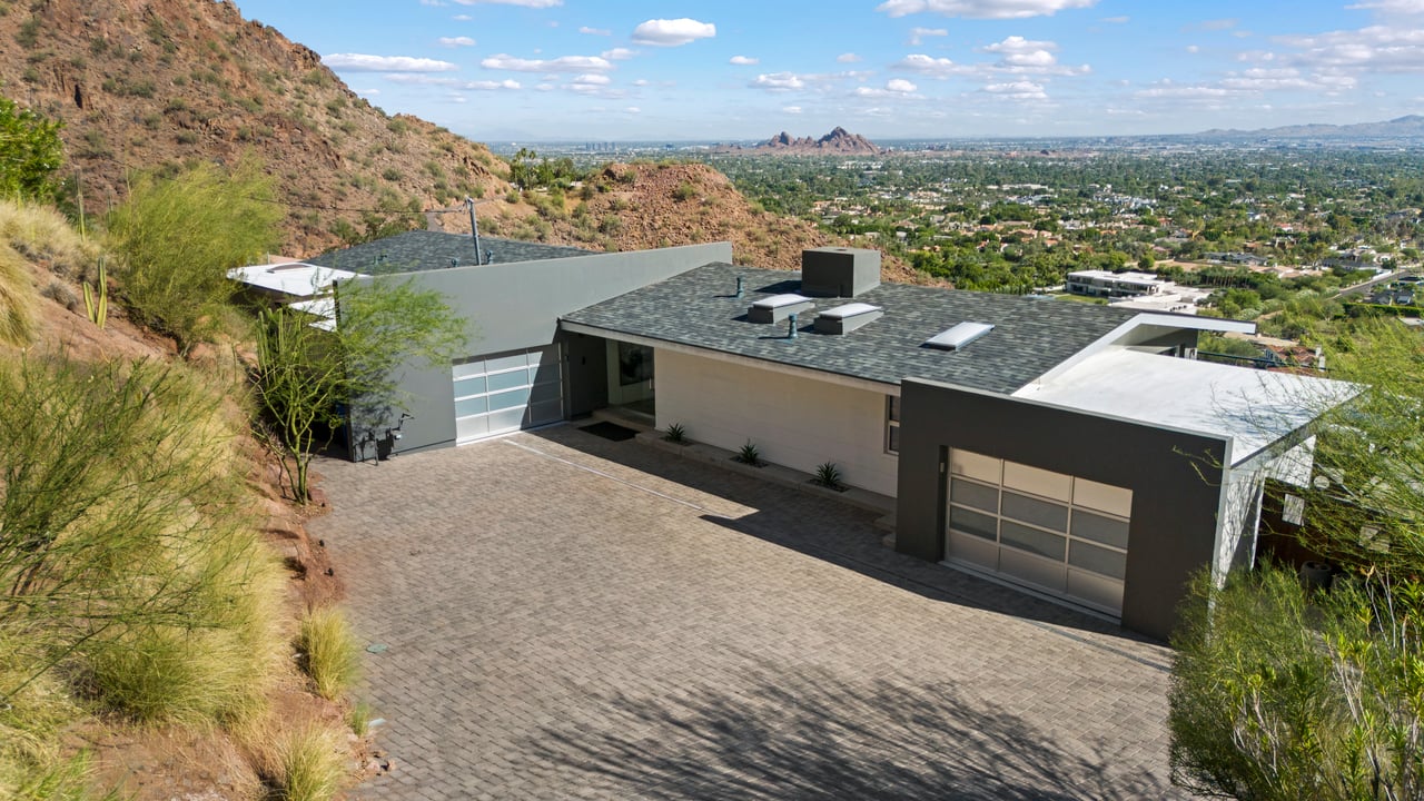 4959 E RED ROCK Drive