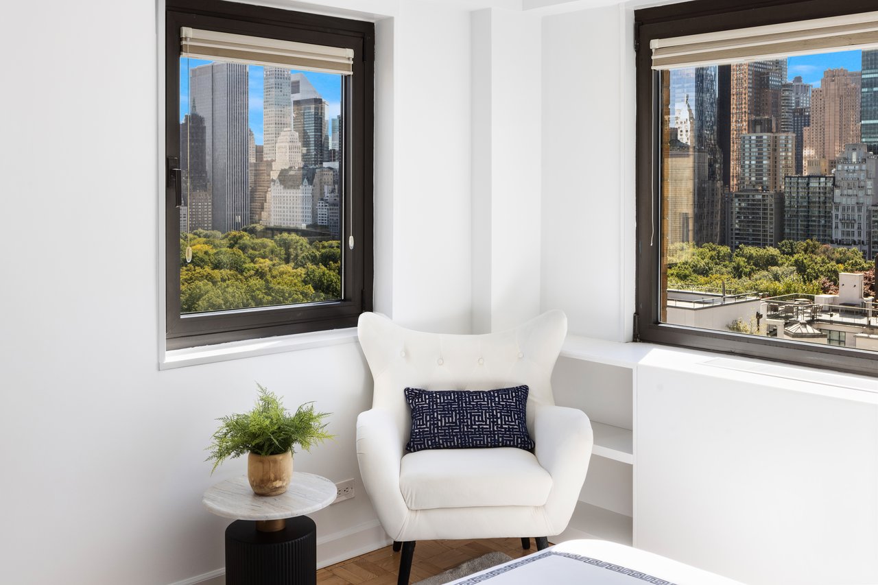 10 West 66th Street, 22K