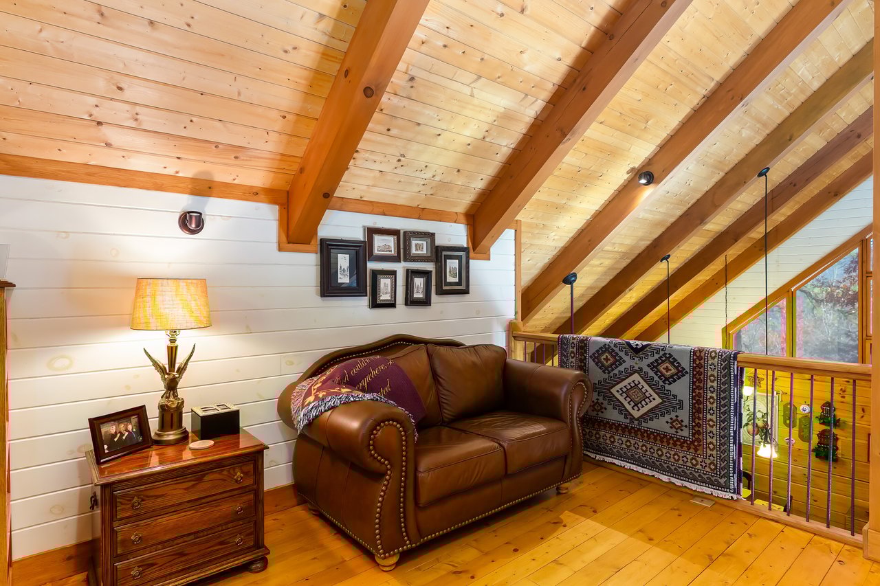 151 Diamond Falls Boulevard