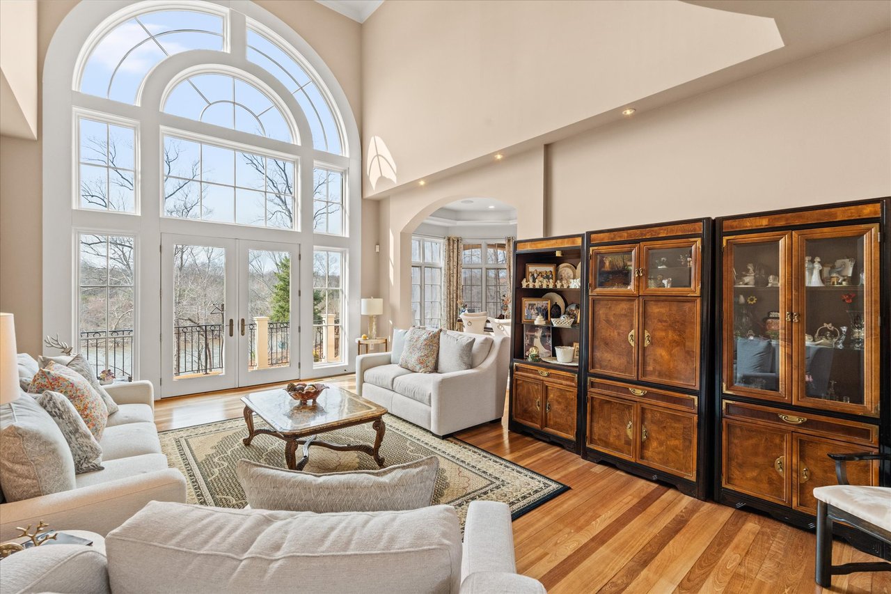 10036 Lake Occoquan Dr