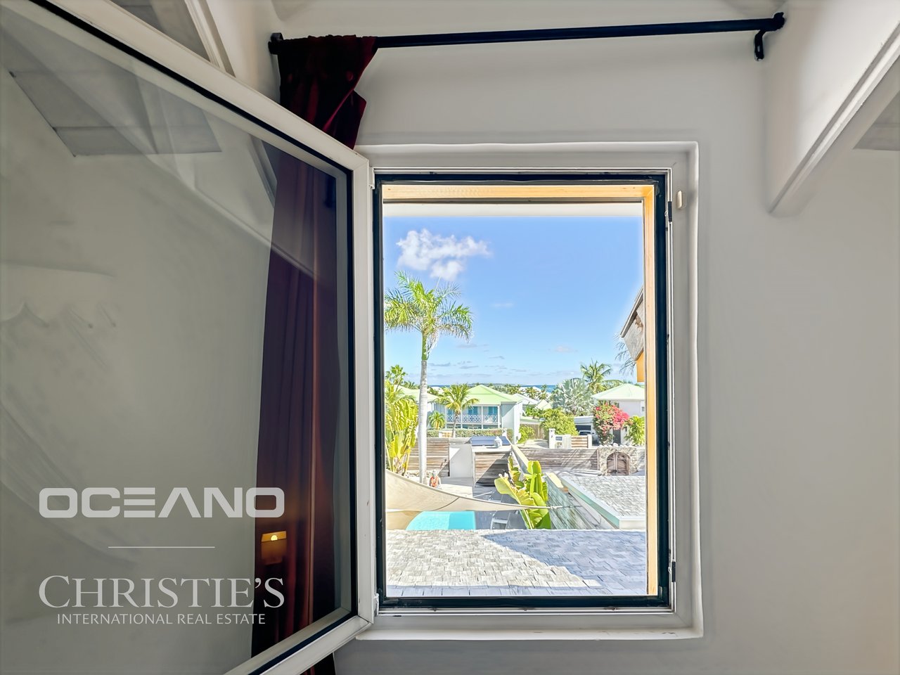 Orient Bay | 3-Bedroom Townhouse with Private Pool