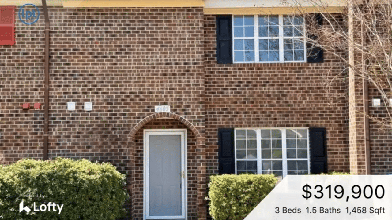 4605 Truman Ln. Virginia Beach, 3 Bedroom Completely Renovated Townhouse
