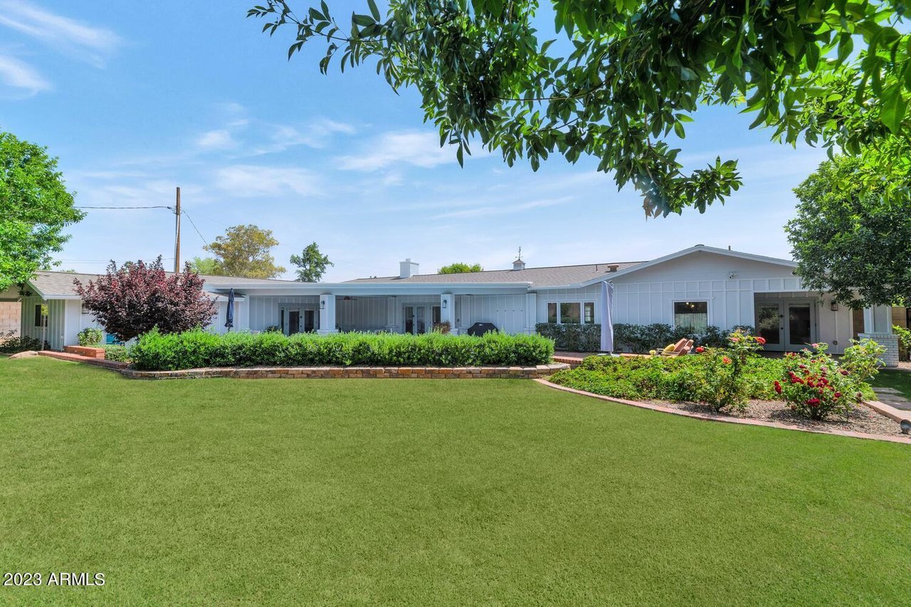 Just Sold: 4474 E Calle Del Norte