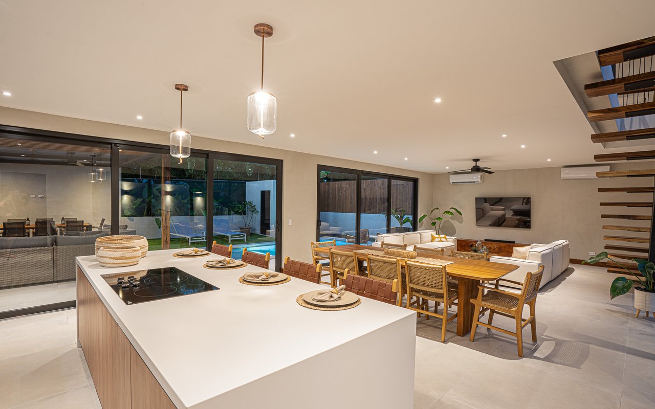 Casa Ko | Tropical Modern 4BR Retreat in Tamarindo with Exclusive Beach Club Membership