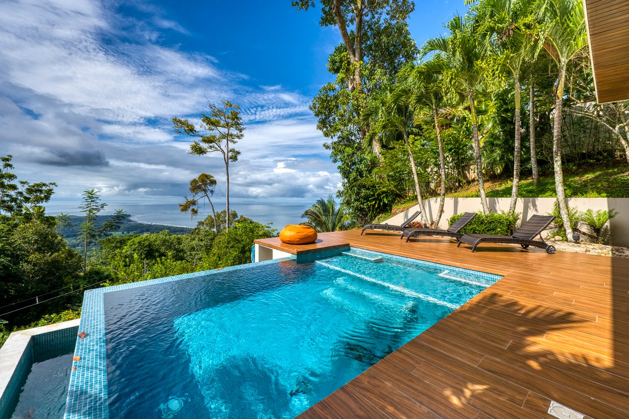 Costa Rican Villa with Whales Tail Views