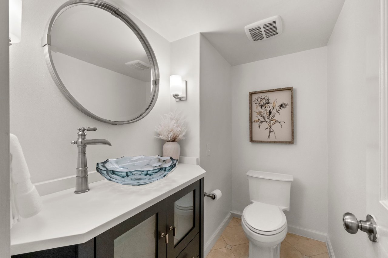 Luxury Property in Olmos Park