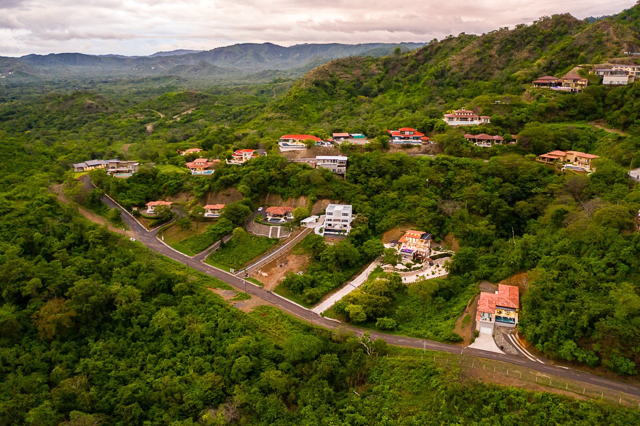 Casa Escondida & Casa Jungla, Miramar 47 | Dual Luxury Ocean-View Estate in Mar Vista, Playa Flamingo