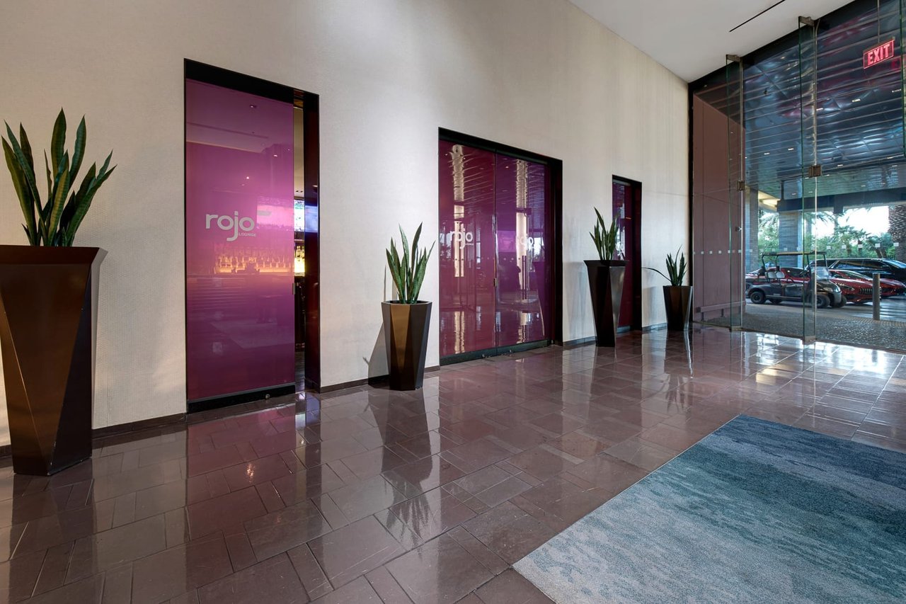 Palms Place