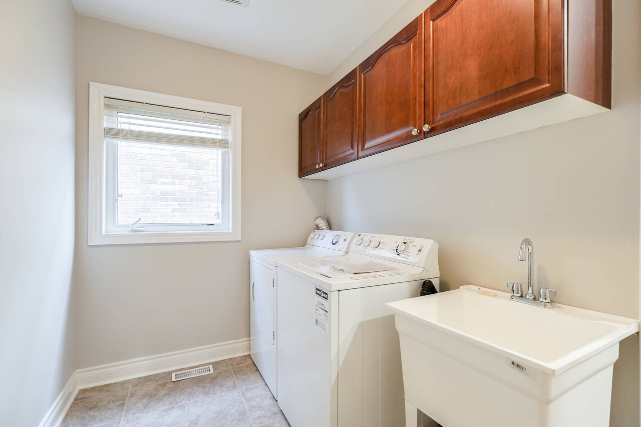1648 Pennel Drive Unit: Upper