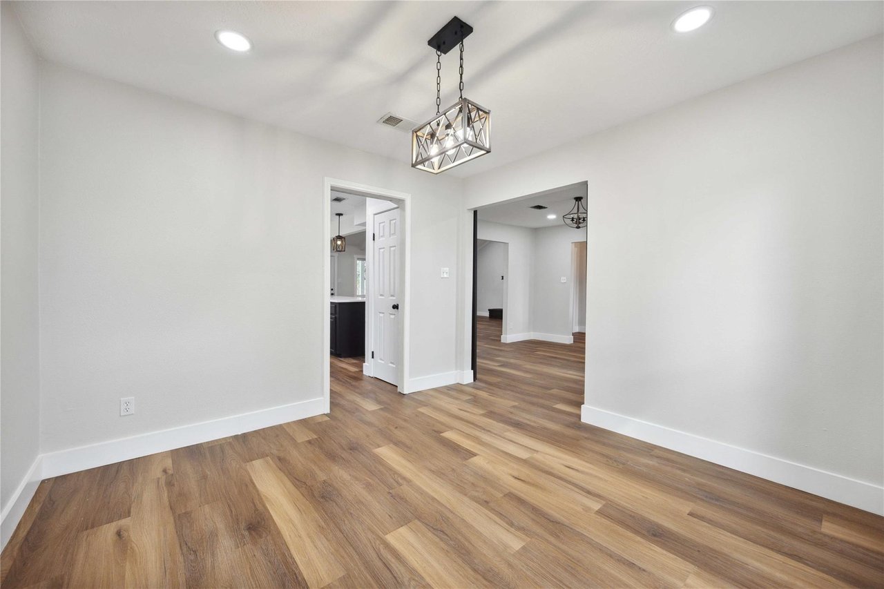 7907 12th Fairway Lane