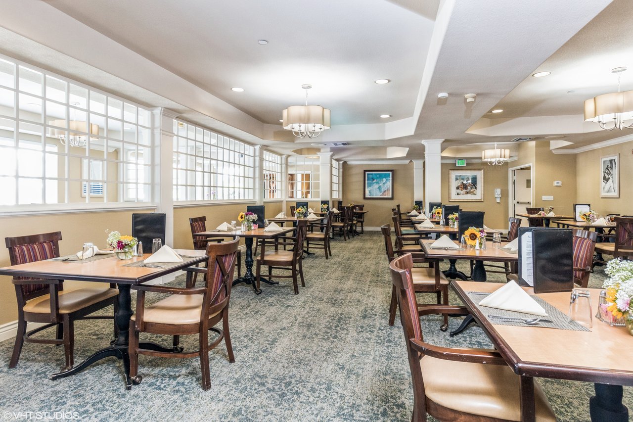 Brad Clousing Facilitates Florida Assisted Living Sale